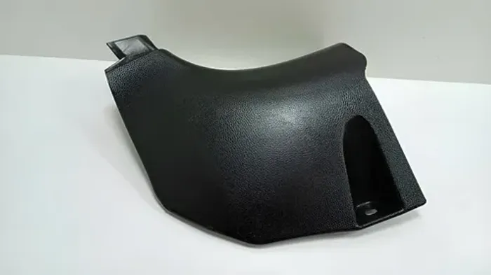 Soleira Dianteira Esquerda Toyota Corolla Cross 2022 Preto