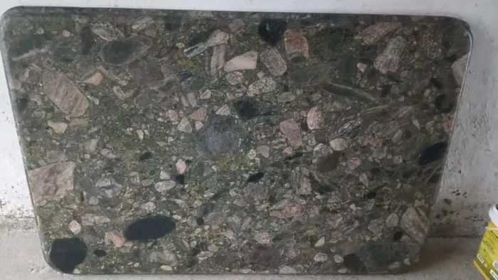 Mesa granito