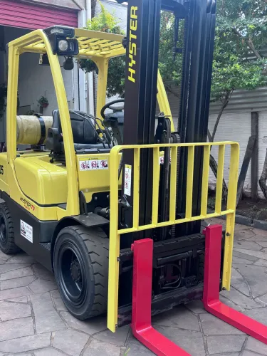 Hyster 70ft 3.5 tons