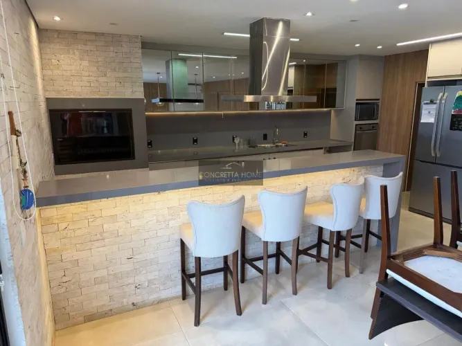 CONDOMINIO RESIDENCIAL SANTA ROSA - SOBRADO MOBILIADO À VENDA 290M², 4 QUARTOS SENDO 3 SUÍ