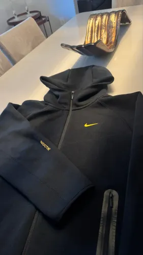 Moletom Nike Tech Fleece X Nocta
