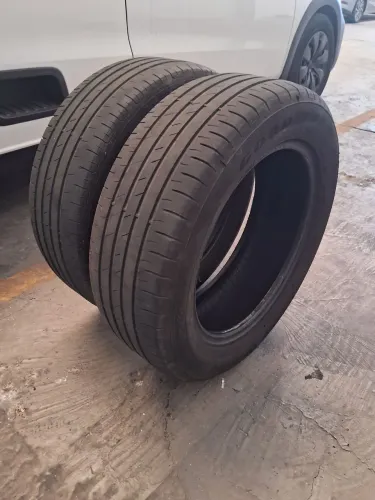 Pneu aro 16 195/60. GOODYEAR! Bom de borracha! Sem defeitos. Sem vulcanização!