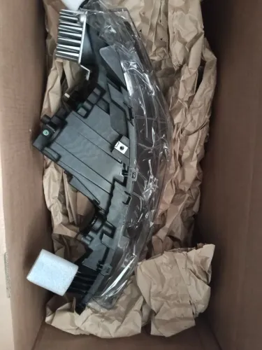 farol LE Fiat Pulse e fastback