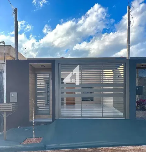 CASA À VENDA NO LOTEAMENTO RESIDENCIAL VENEZA - APUCARANA
