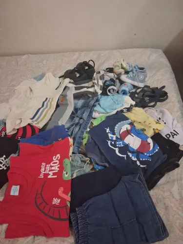 Doação. Roupas de menino