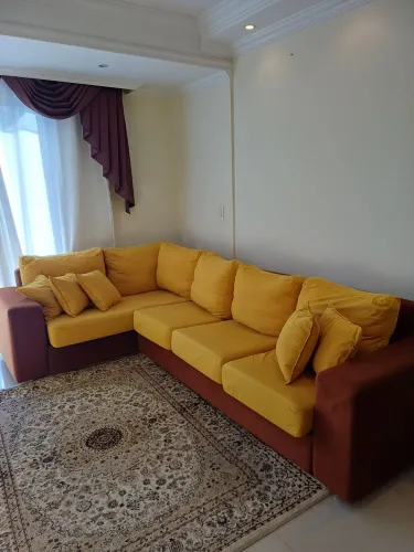 Sofá amarelo
