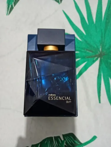 Perfume essencial oud novo