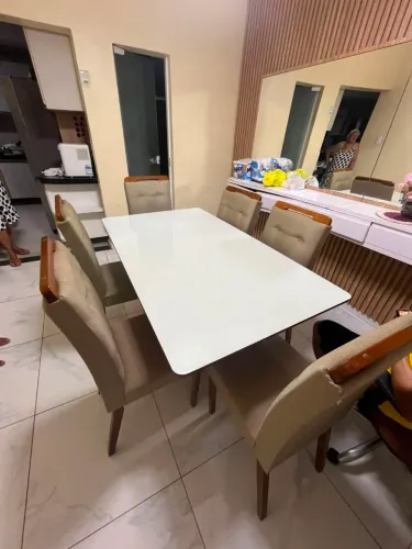MESA DE JANTAR 6 CADEIRAS