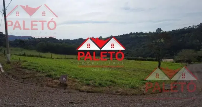 TERRENO RESIDENCIAL em Bofete - São Paulo,