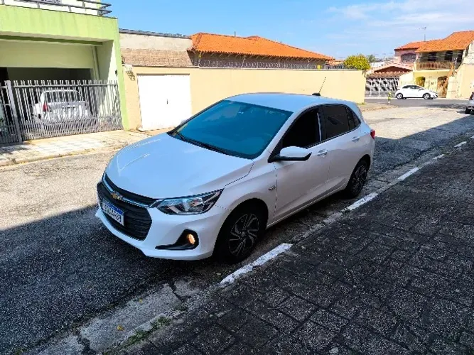 Chevrolet Onix Hatch LT 1.0 12V Flex Mec. 4P 2024