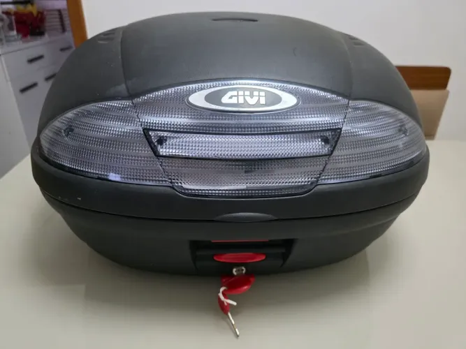 Bauleto givi 45 L com suporte para XTZ 250