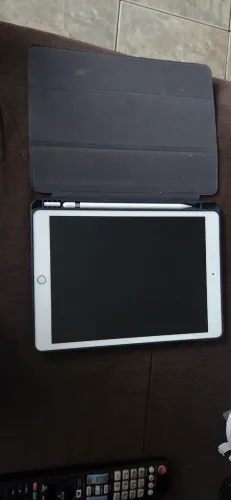 Ipad 8ª geração + Apple pencil + capinha