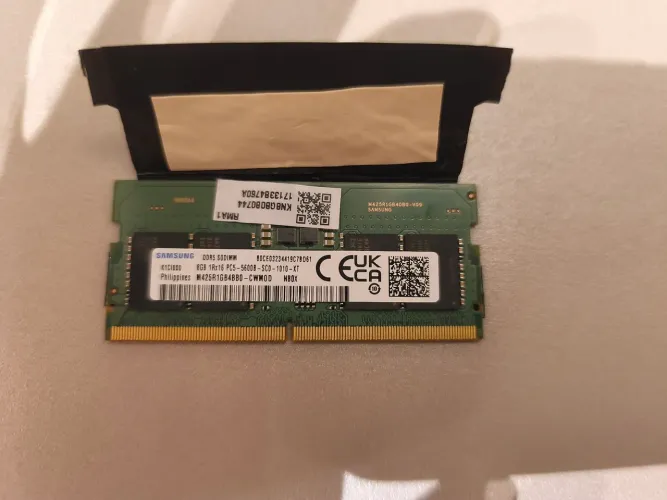 Vendo memória RAM DDR 5, 5600, SAMSUNG, 8GB, SODIMM (NOTEBOOK)