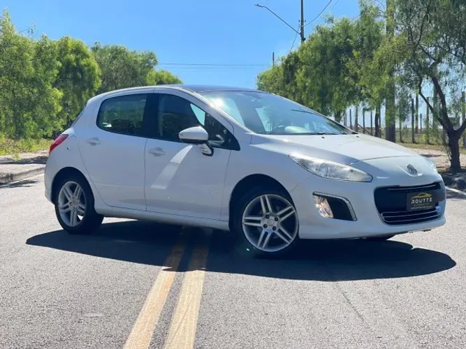 Peugeot 308 Active 1.6 Flex 16V 5P Mec. 2015