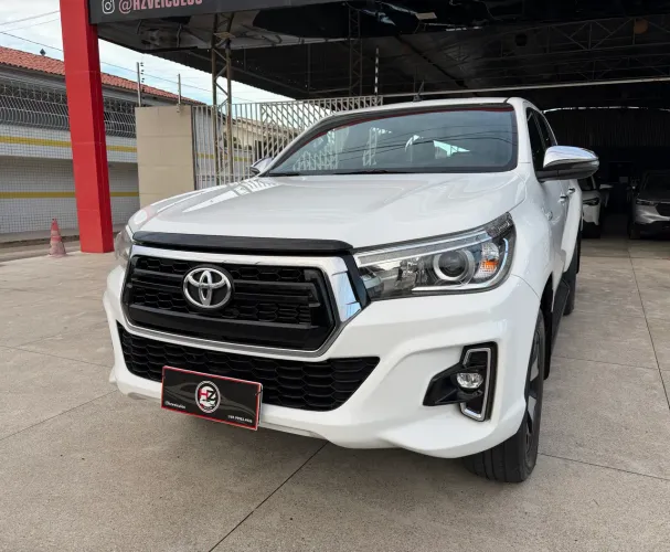 Toyota Hilux CD SRX 4X4 2.8 TDI 16V Diesel Aut. 2019