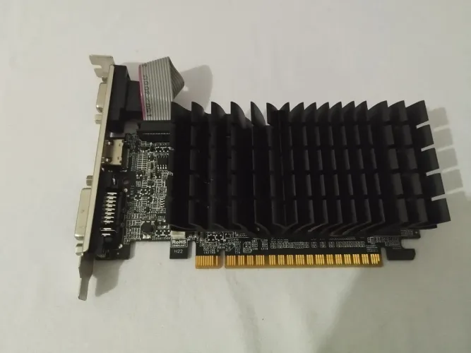 Placa de vídeo g610 1GB