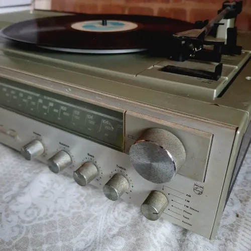 Toca disco vintage - NÃO funciona