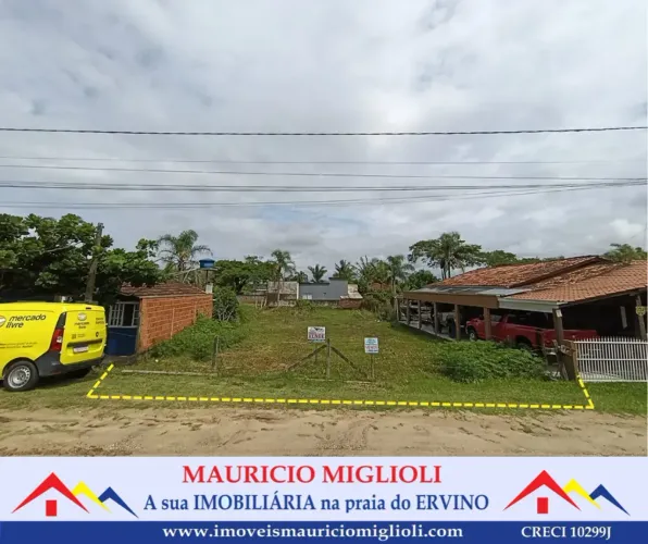 Lote limpo em região central na Praia do Ervino