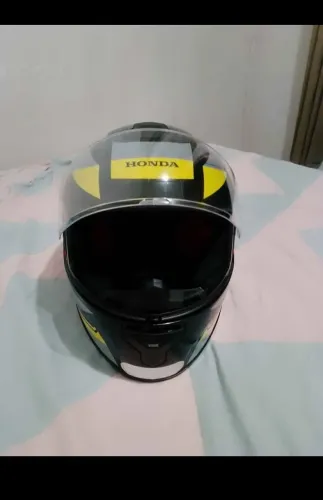 Vendo esse capacete original Honda