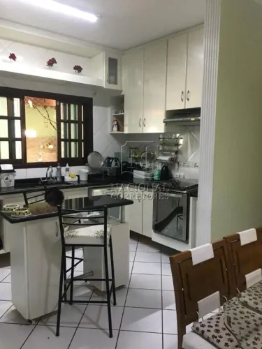 Sobrado com 3 dormitórios à venda, 215 m² por R$ 800.000,00 - Vila Camilópolis - Santo And