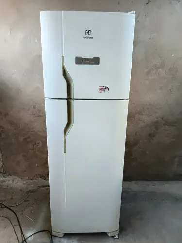 Geladeira Electrolux Frost free cm entrega