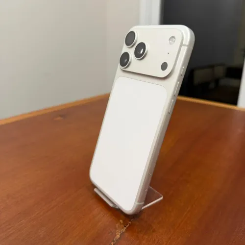 iPhone 17 Pro Max - Branco - Bateria 100%