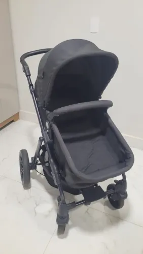 CARRINHO COSCO POPPY COMPLETO COM BEBÊ CONFORTO, BASE E COLCHÃO