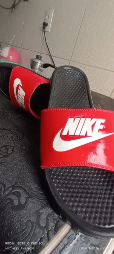 Sandália NIKE ORIGINAL tamanho 43