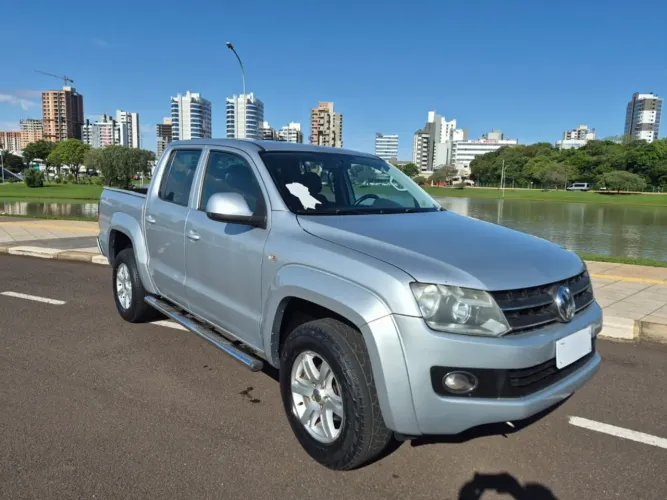 Volkswagen Amarok Trendline CD 2.0 TDI 4X4 Dies AUT 2013