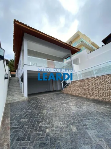 CASA EM CONDOMÍNIO - CONDOMÍNIO ARUJAZINHO 4 - SP