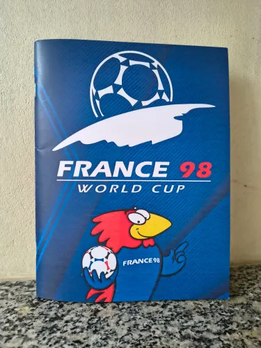 Álbum de Figurinhas COPA DO MUNDO FIFA 98(completo) - Editora Alello