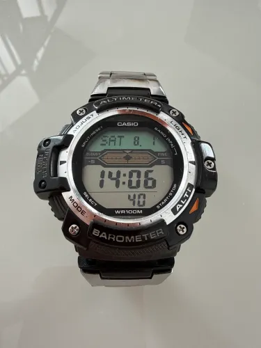 Relógio Casio world time 5 alarme