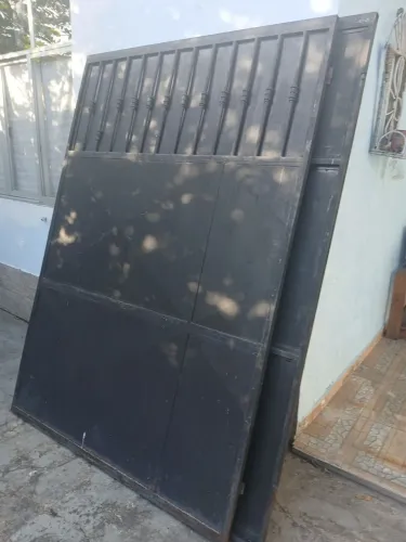 Portão de ferro