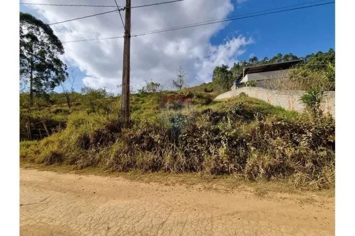 Ótima Granja à venda com 3.831 metros quadrados no valor de 175 mil na Cidade de Chácara -