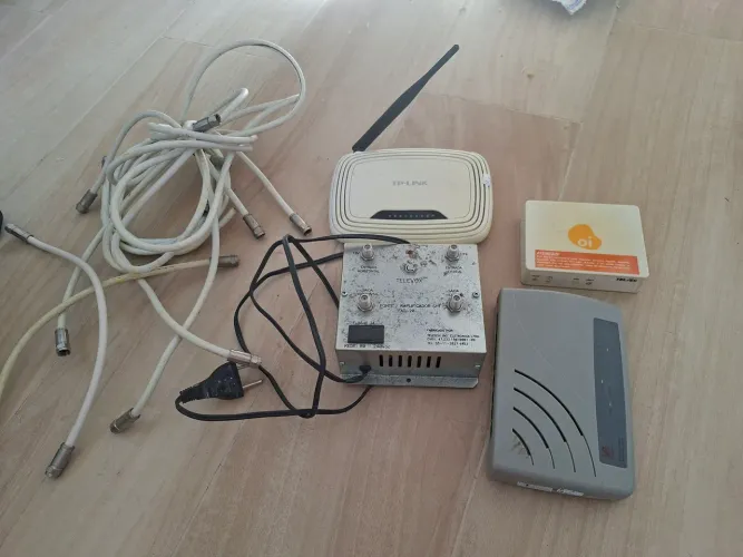 Vendo equipamentos eletrônicos telefonia e internet