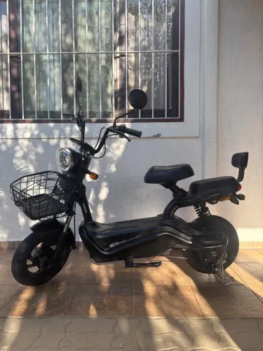 Moto elétrica 
