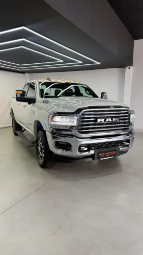 Ram 3500 Limited Longhorn 6.7 TB CD Diesel 2024
