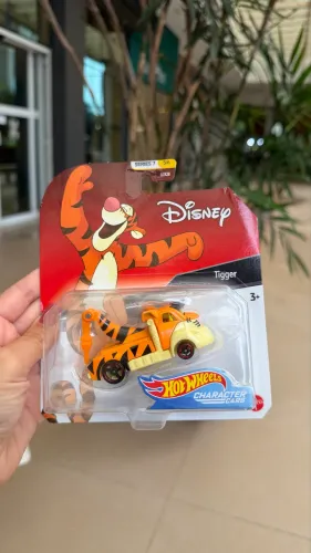 Hot Wheels Characters Cars Tigger Ursinho Pooh Disney