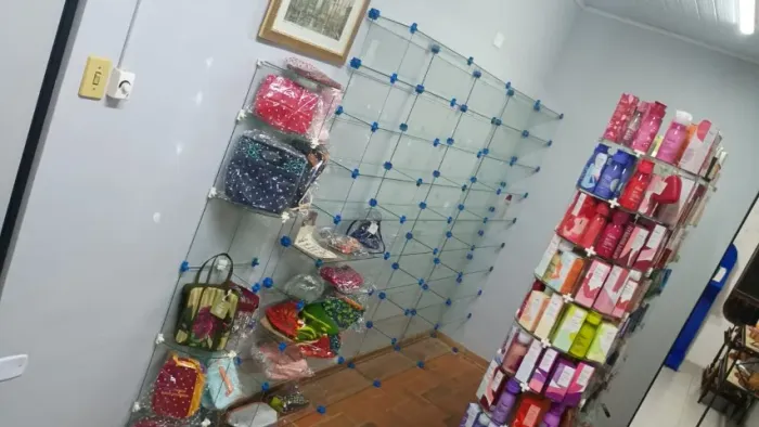 Prateleira de vidro sob demanda