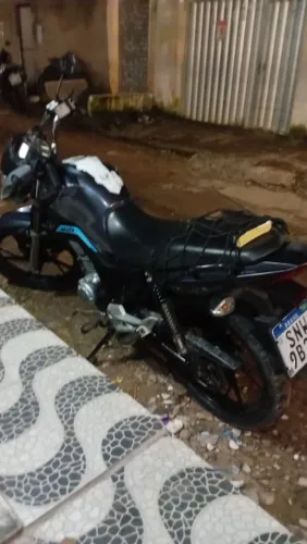Vendo moto pra interior deve ao banco e ao Detran 6000$