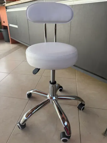 Vendo cadeira nova