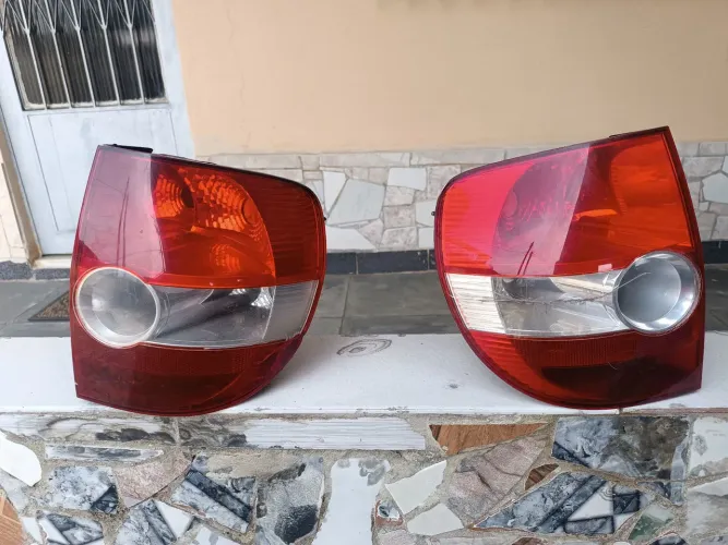 Par de Lanterna Traseira Fox - Crossfox