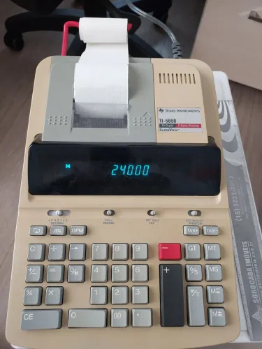 Calculadora Texas Instruments TI 5650  41cmx22cm