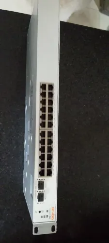 Switch Aruba 1830