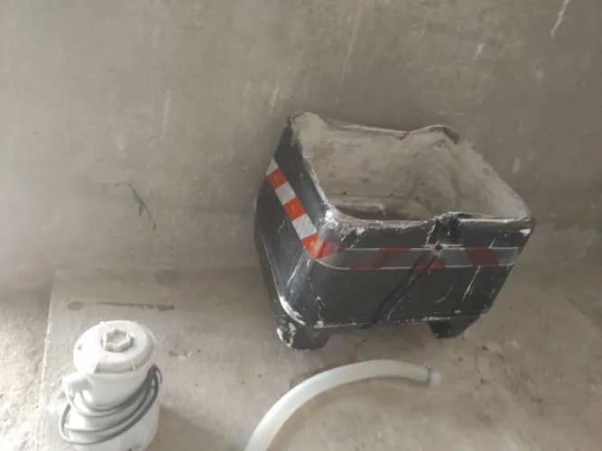 Bau usado sem tampa