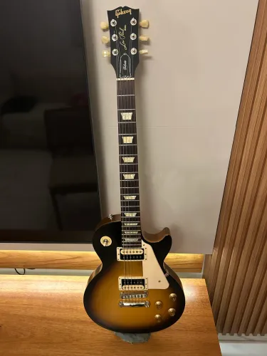Gibson tribute