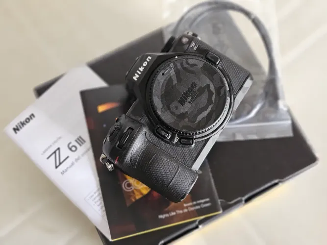 Nikon Z6 III - Impecável (Apenas 24 k)