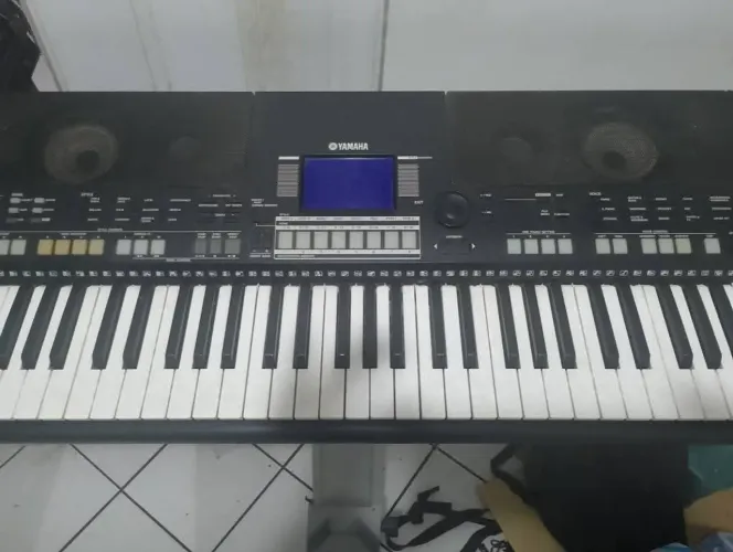 Teclado PSR 550 yamaha