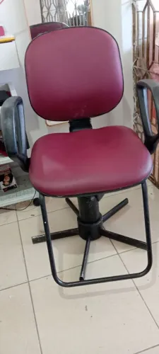 Cadeira hidráulica para salão