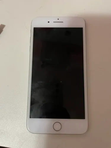 iPhone 8 Plus- Usado - Bem Conservado